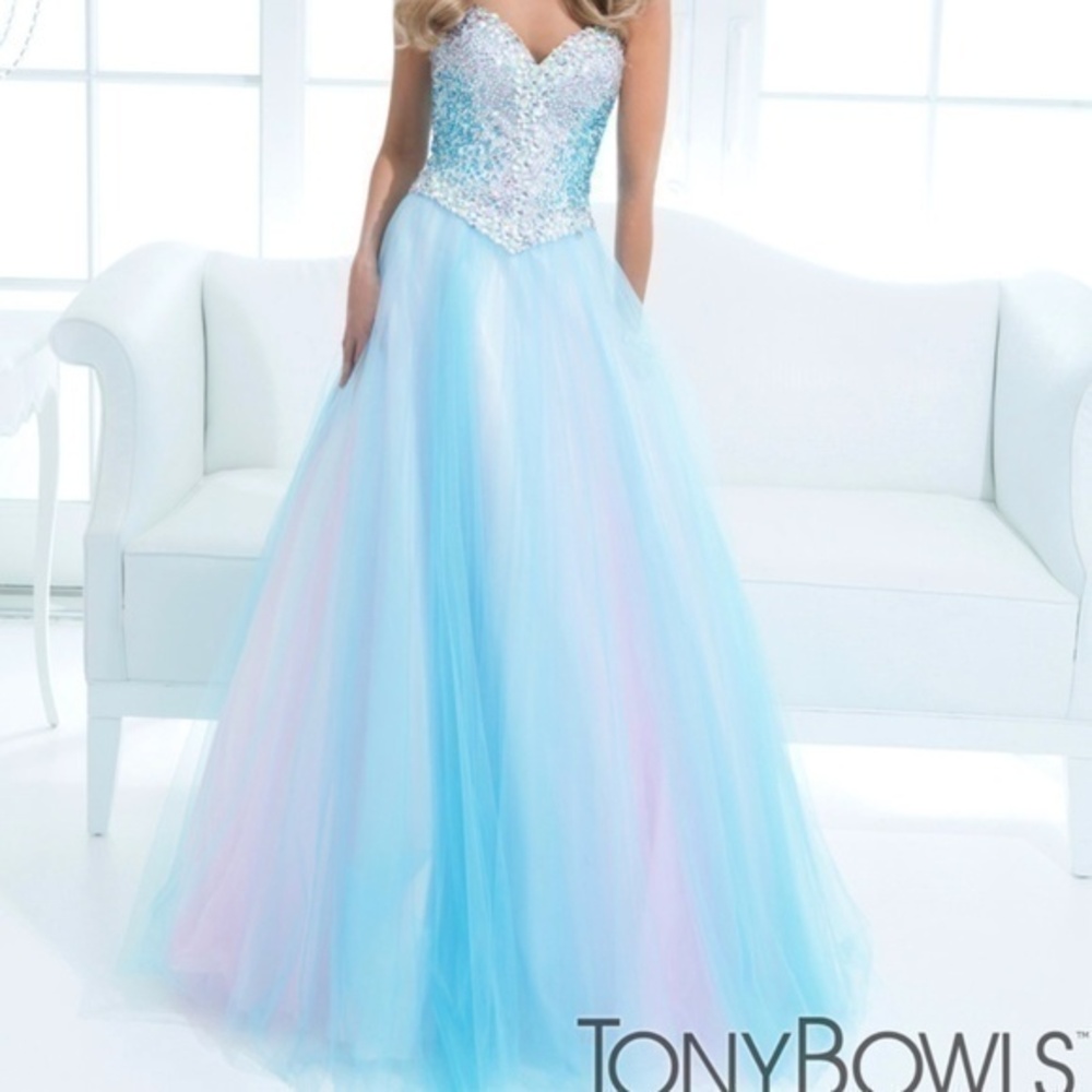 Tony Bowls Paris Grad Dress Princess Prom Blue Pink Crystal Embellished Straples